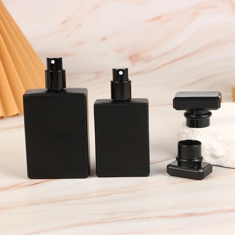 30/50ml Bright Black Perfume B - Water Bottle Blank recension och pris